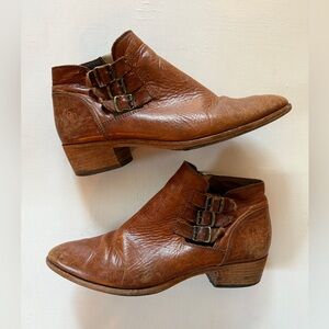 FRYE Ray Belted Bootie Brown Distressed Leather Boots Women’s Sz 8